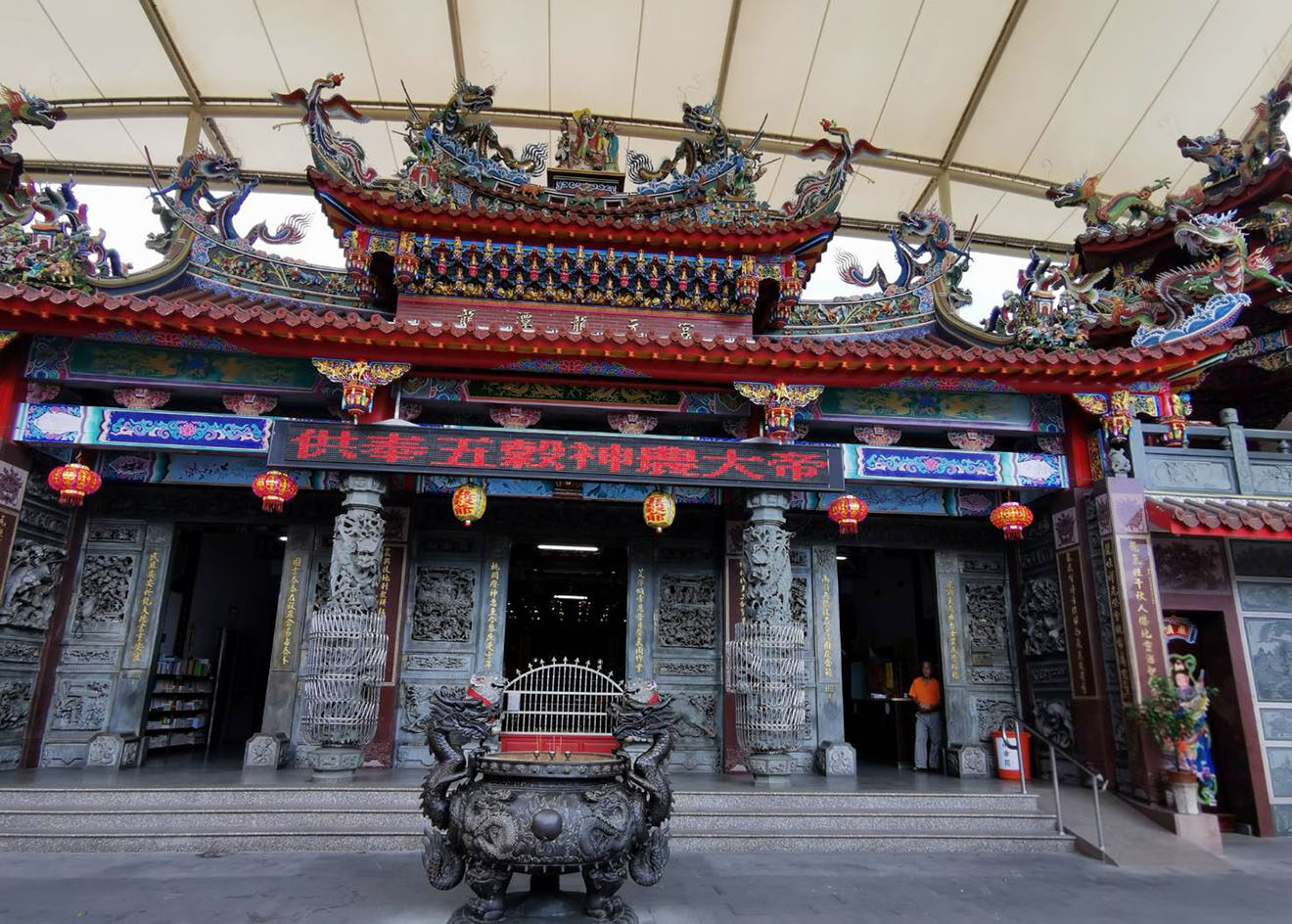 134855AXAA e1764565815311