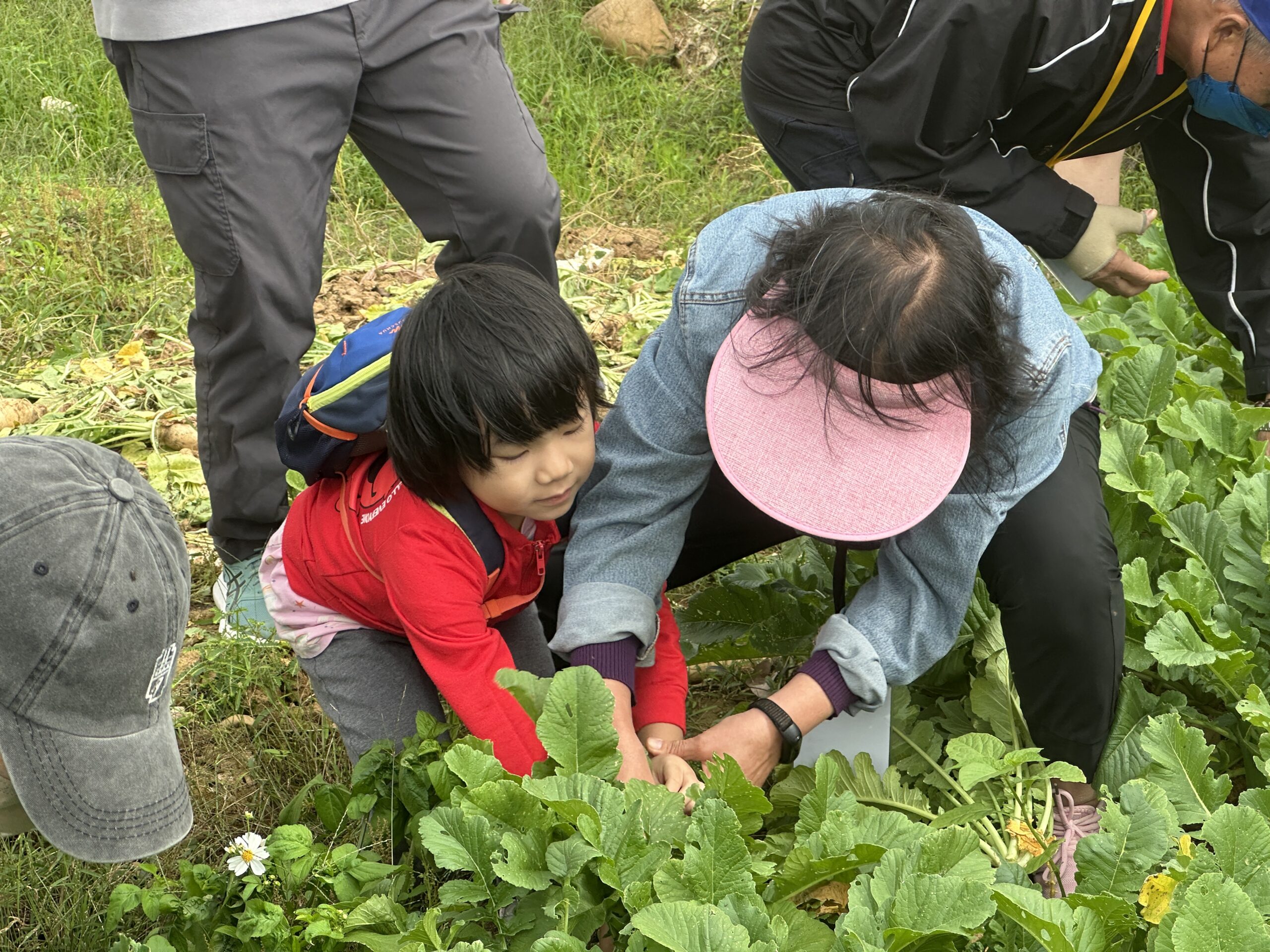 開南大學走進桃園溪海休區 攜手青銀用影像記錄農村故事 135546 1 scaled