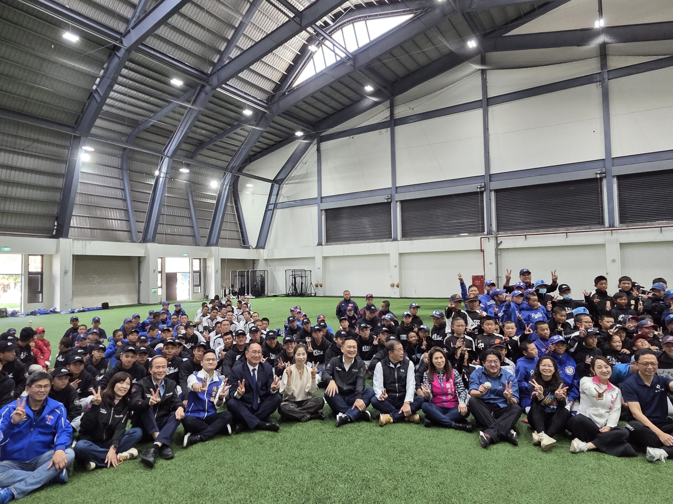 桃園棒球天使計畫訓練營登場 12強球星現身勉勵小選手 141330 scaled