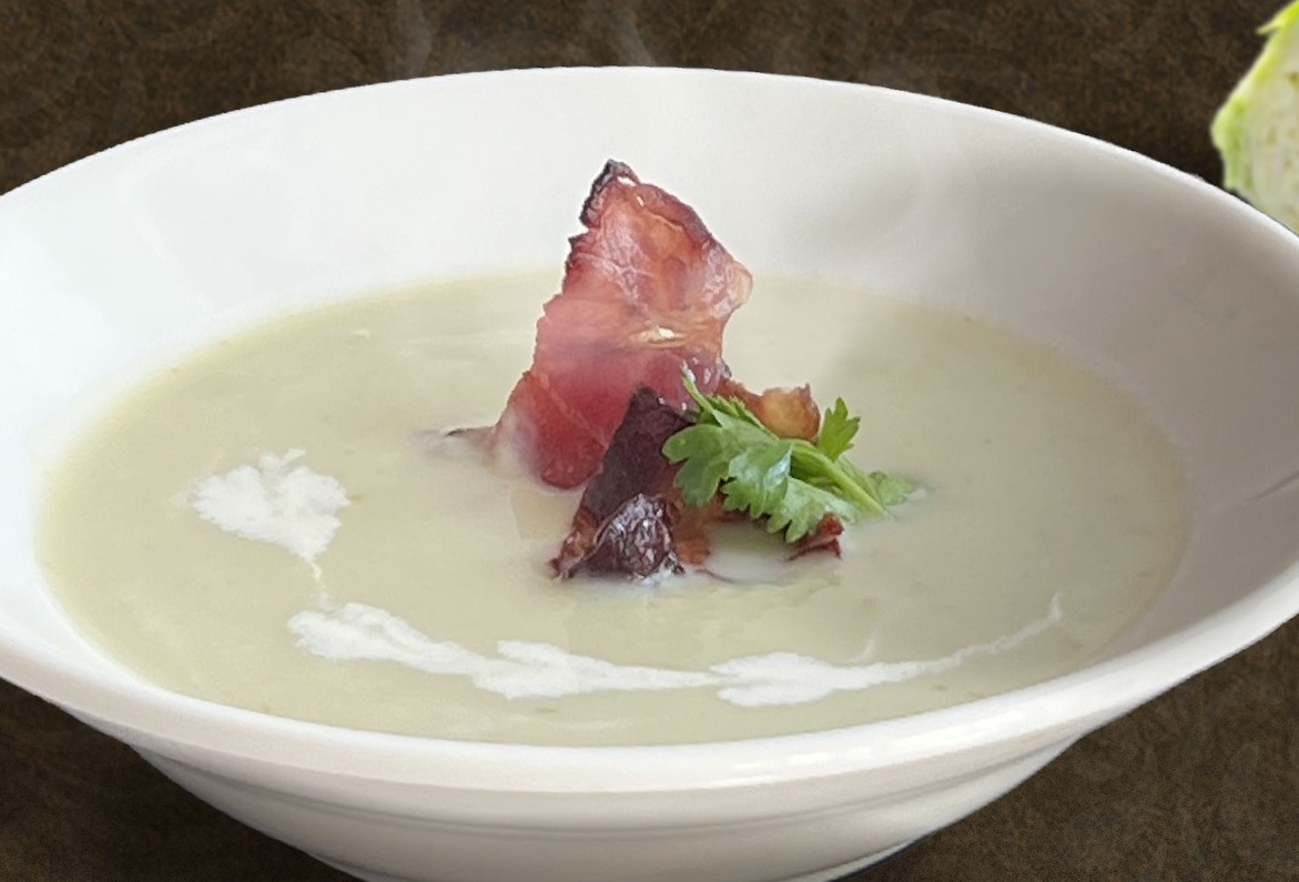 天冷喝湯暖身!當季高麗菜變身高級法式濃湯