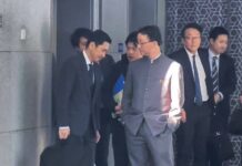 中國戰狼司長「插口袋訓話」後 日媒:轉身悄赴日企據點送擁抱