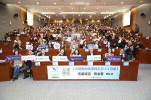 宏碁資訊總經理龍華科大開講 鼓勵學子成為AI時代的「ACE」人才