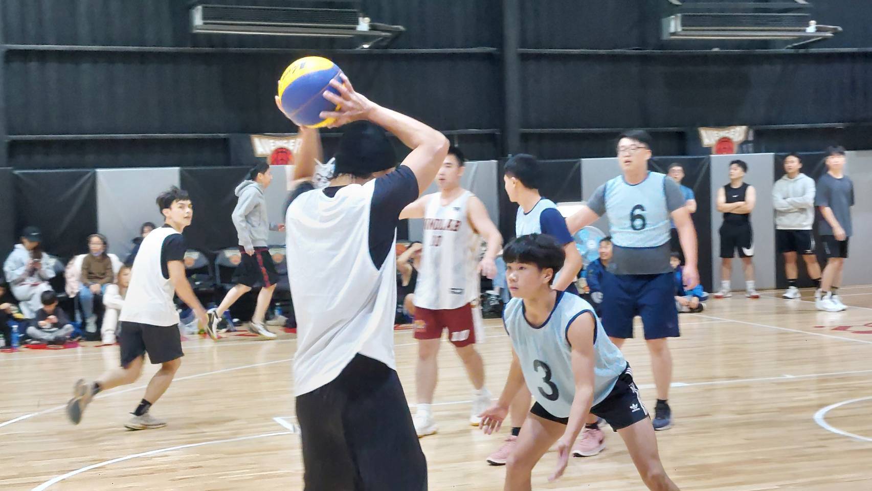 桃園警友辦事處籃球賽吸引12隊參加 助員警放鬆身心 480086 0