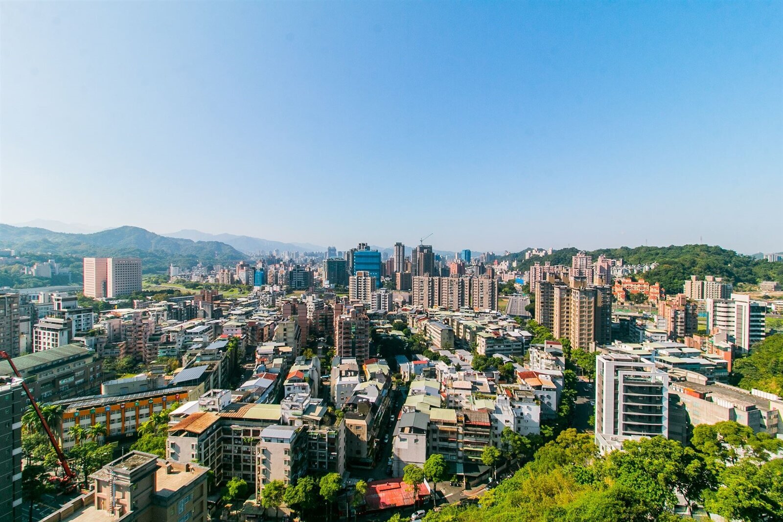 央行第七波房市管制1週年了!逾5成認抑制房價有感、7成贊成政策續行