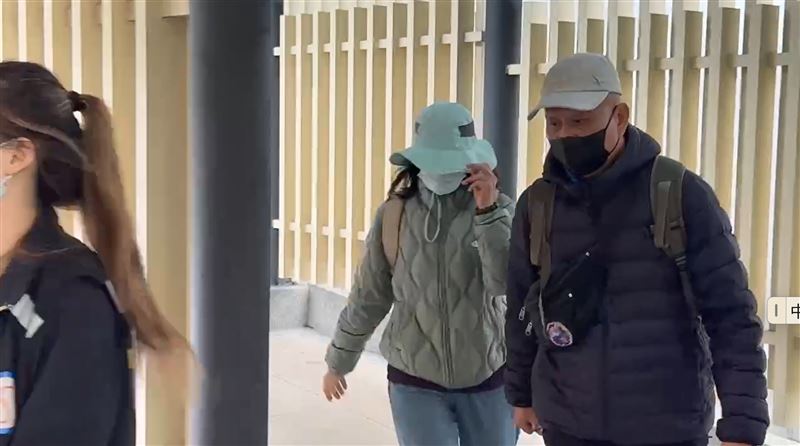 張文無業卻有錢買煙霧彈?母每季金援金額曝