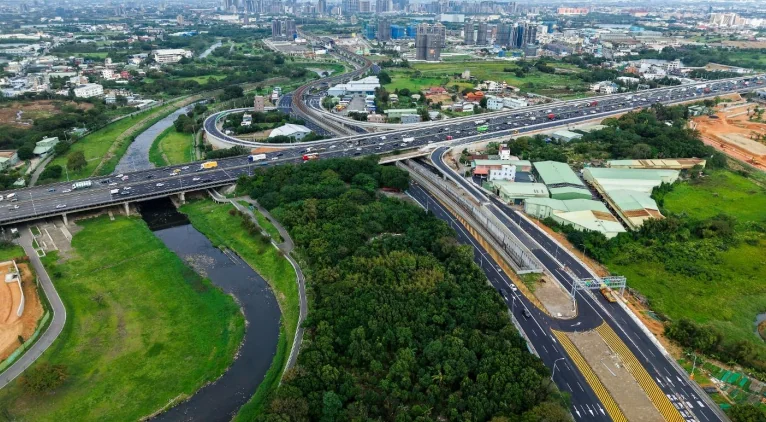 國1中豐交流道明上午6時開放通車 有望紓解中壢、內壢壅塞情形 5Fs545 3