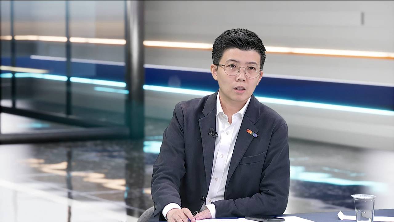 稱戰時正常上班挨轟 苗博雅搬逐字稿再批「投降論者」淪中共外宣