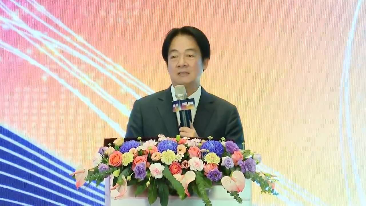 賴清德專訪談國防 選雲豹基地喊話:投資國防就是投資和平