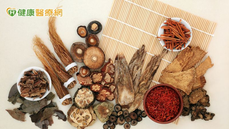 北市公布114年中藥抽驗結果出爐 何首烏、天花片違規