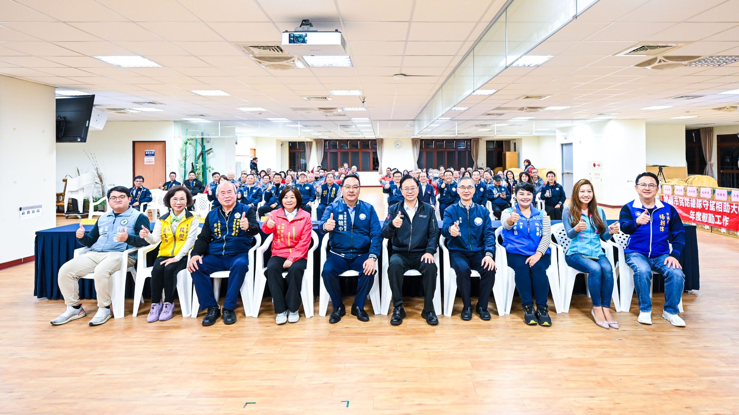 張善政至八德守望相助中隊慰勤 感謝隊員不分日夜辛勞付出 9d954621 d9c6 4472 adc2 a4c1c01687b6 scaled