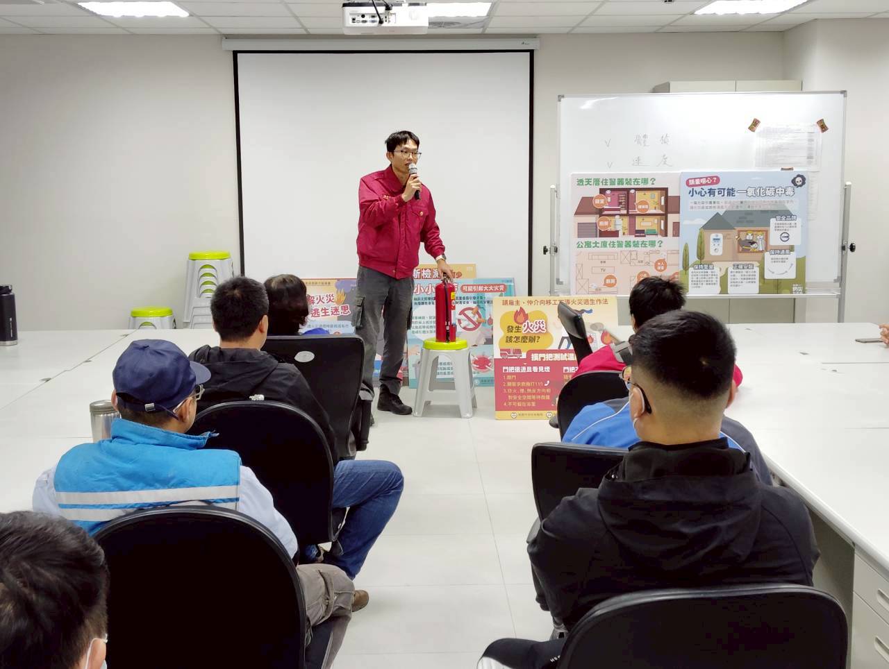 桃消平鎮、大溪分隊攜手舉辦講習 提升各場所業者防火管理 桃消平鎮、大溪分隊攜手舉辦講習 提升各場所業者防火管理