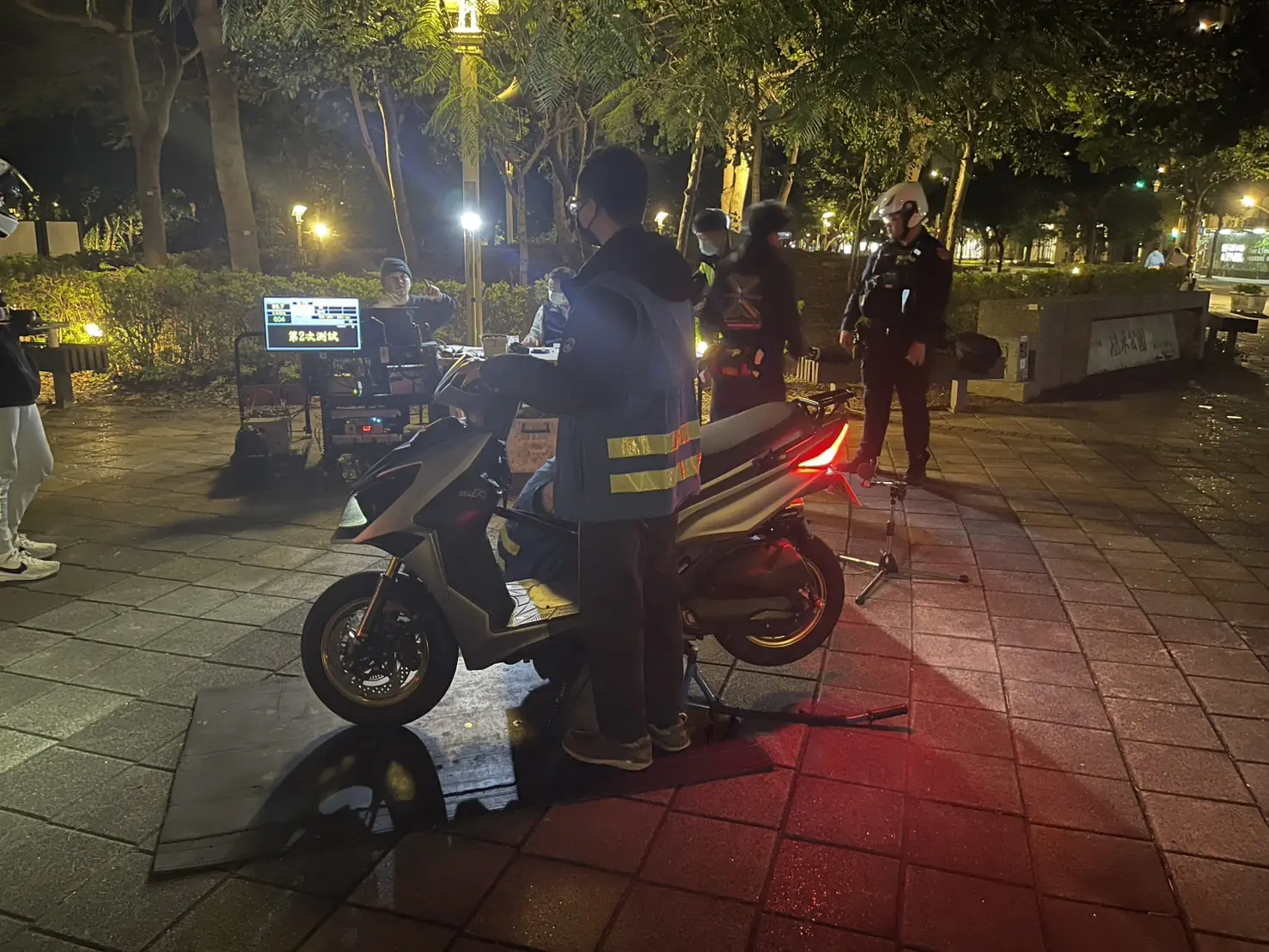 桃警攜手環保局打擊改裝車 7車噪音超標遭開罰1萬3 桃警攜手環保局打擊改裝車 7車噪音超標遭開罰1萬3