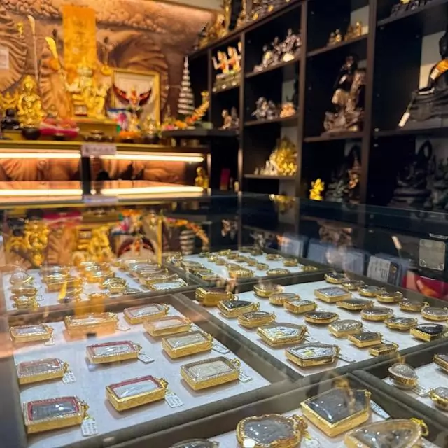 高端私密佛牌文化空間成顯學!佛牌研究者俊儀低調深耕十年成跨界信任新指標 S 231145476 0