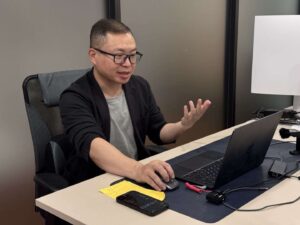 從跌倒到重生：他用25年把人生重新拼起