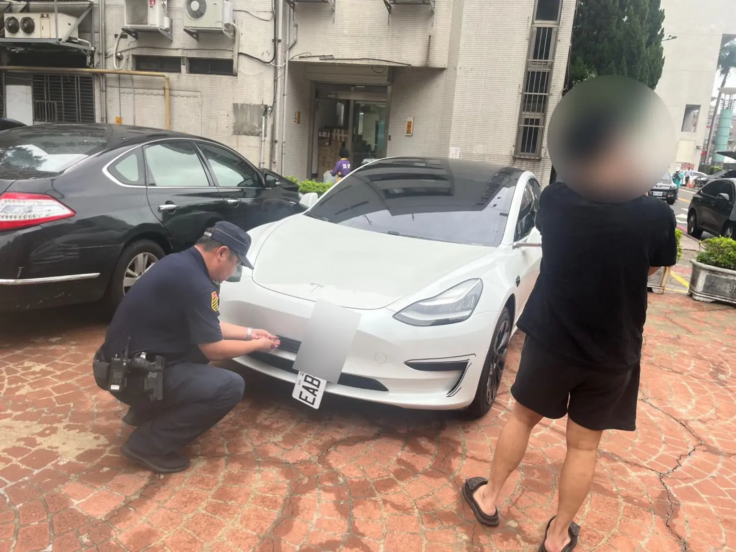 桃警AI巡防系統揪出偽造車牌 「號碼是真的」也觸法 S 73400381 0