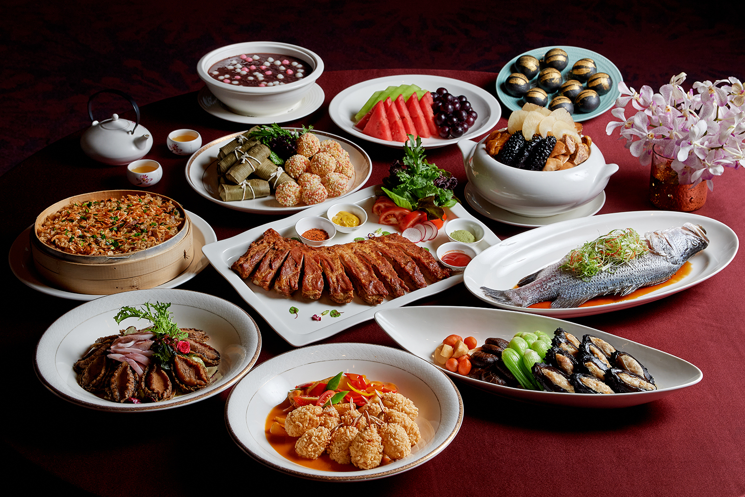 福容大飯店桃園店推2025-26龍馬饗宴尾牙春酒專案 滿額送住宿券、烤鴨五吃