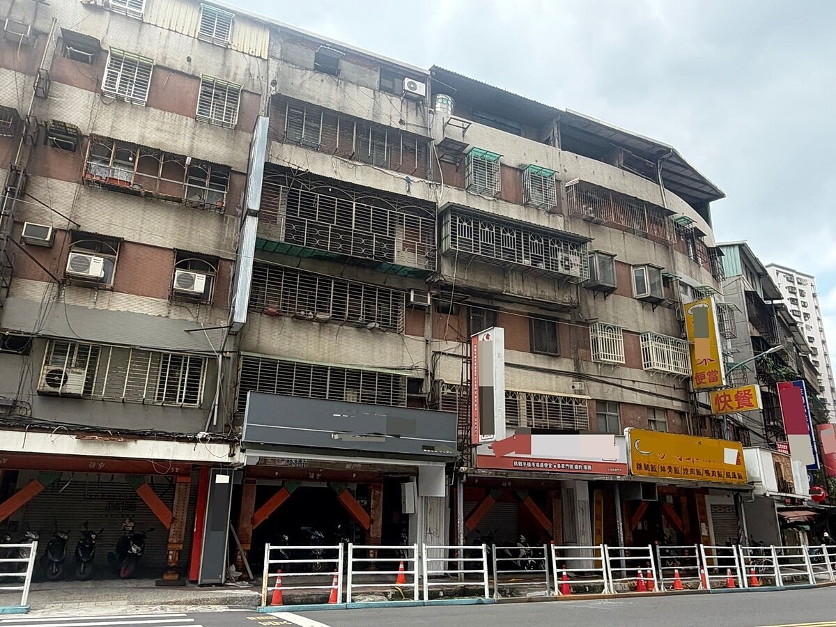土城「紅單危樓」擺脫陰霾 成新北危險建築物580專案成功首案!