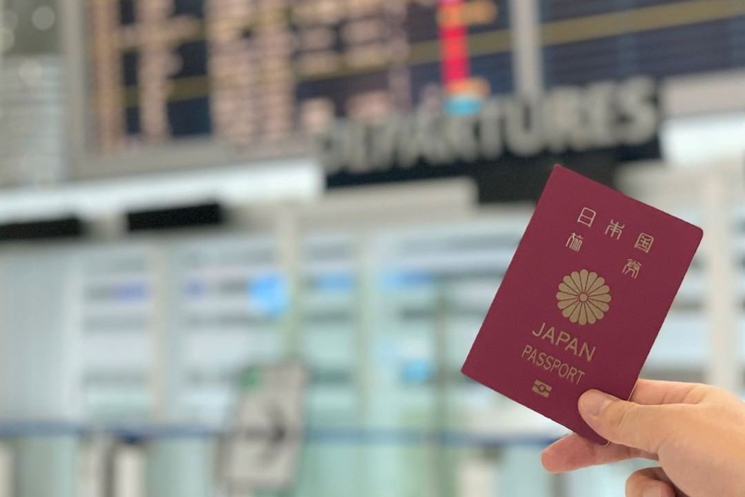 東京成田機場傳火警! 飛機牽引車「作業中突自燃」、無人傷亡