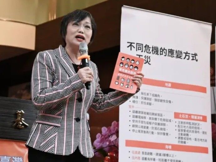 小橘書全台16講首站 劉世芳撂台語呼籲:別拿去蓋泡麵、墊屁股