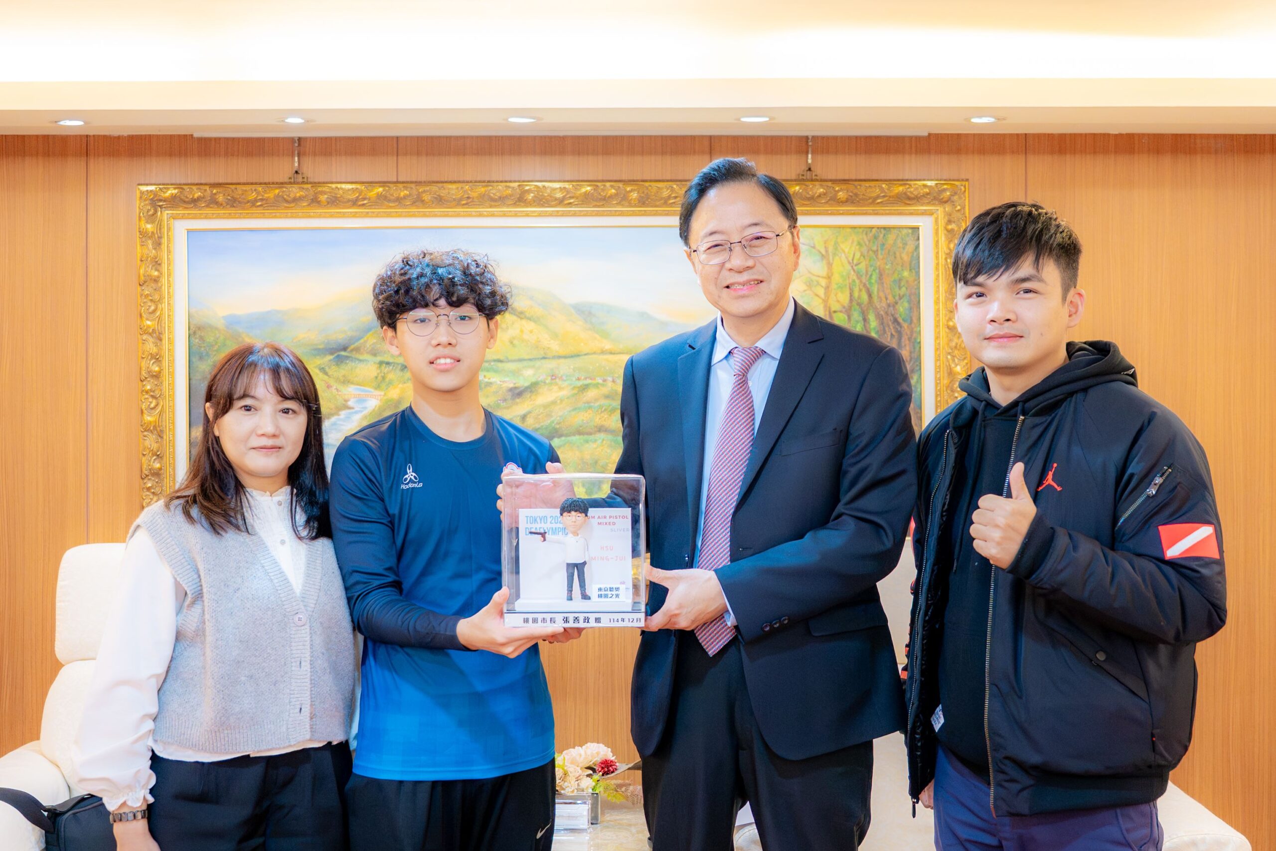 eb502719 6664 4807 89cb 3c3e9ee77d2f scaled