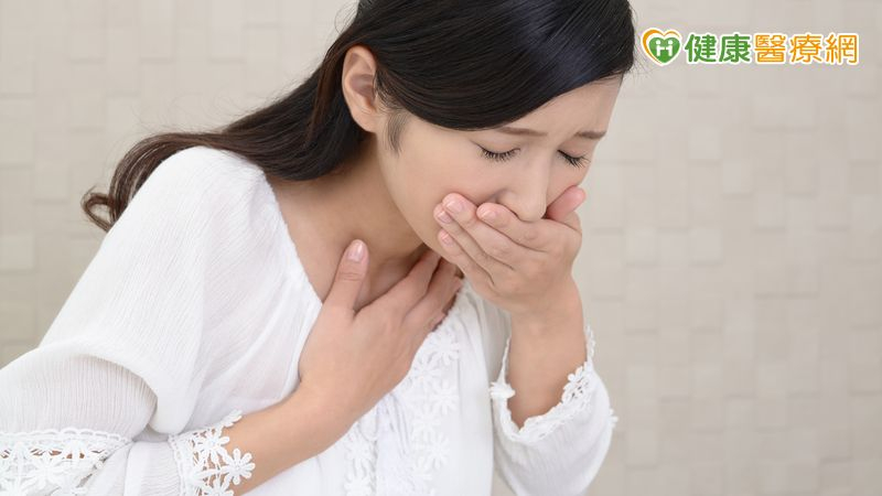 罕見咽喉小唾腺癌 達文西複合手術助病人抗癌不失聲