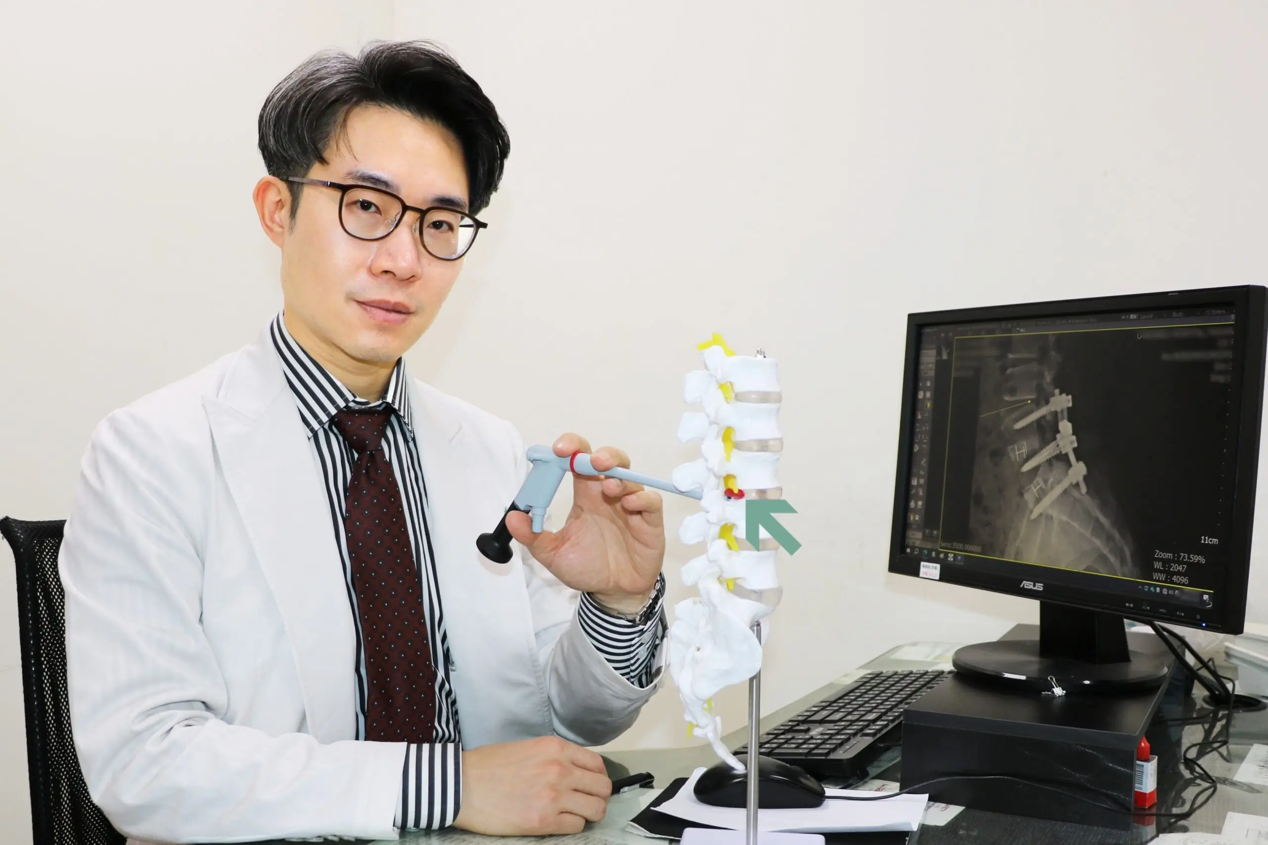 「脊椎鄰近節病變」走不到100公尺!聯新國際醫院1招讓她回歸日常生活 fg5s4g5wr scaled