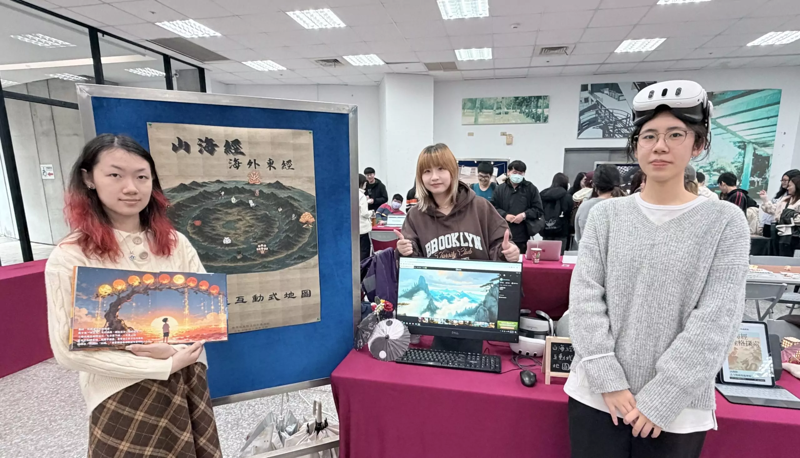 元智大學中語系畢展、應外系畢業專題成果發表登場 呈現人文教育跨域整合能量 元智大學中語系畢展、應外系畢業專題成果發表登場 呈現人文教育跨域整合能量