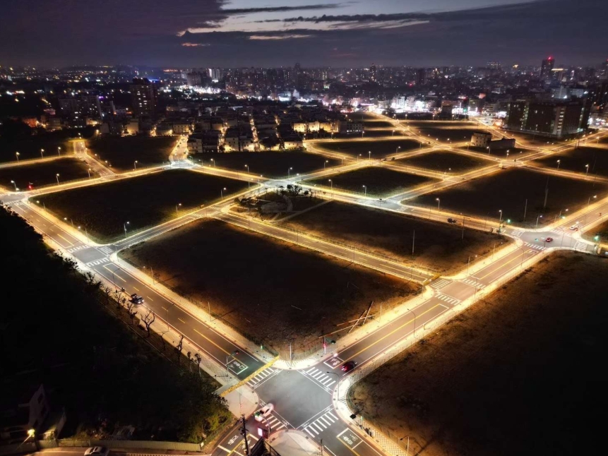桃園路口雙色溫路燈立新里程碑 獲日、德新型專利助攻交通安全 1769676890212