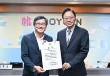 台灣之光!桃園青農陳士賢奪國際規模最大稻米競賽金賞