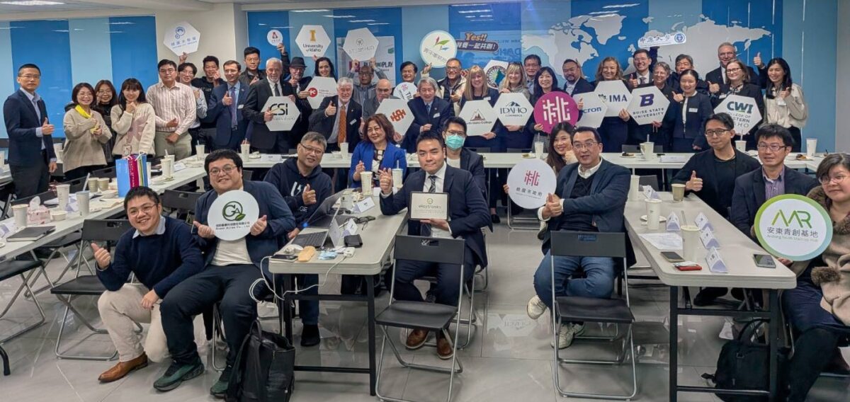 美光科技參訪桃園天際線 5新創團隊展現AI實力促進合作契機 2153465 5