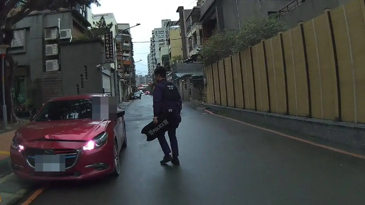男子來桃園跨年卻先進警局 酒駕+毒駕遭抓包 男子來桃園跨年卻先進警局 酒駕+毒駕遭抓包