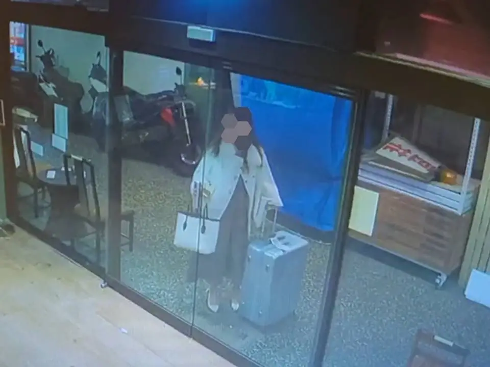 入境觀光竟是領錢工具 22歲加籍女桃園領50萬出境前被逮 入境觀光竟是領錢工具 22歲加籍女桃園領50萬出境前被逮