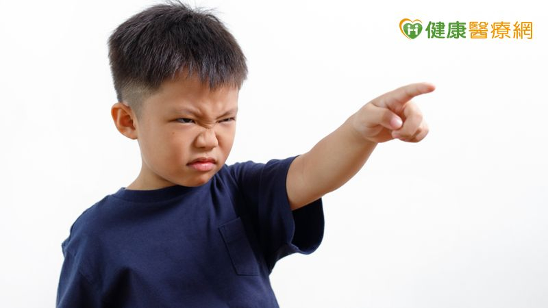 孩子常模仿「不雅語言」?醫教戰「五大守則」遠離語言霸凌