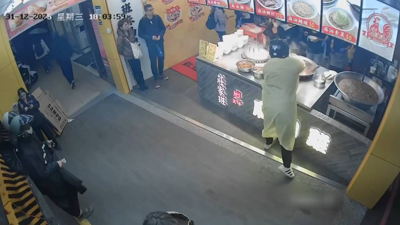 3男辯「心情不好」加料惡搞10家麻油雞　法官不信全送收押禁見