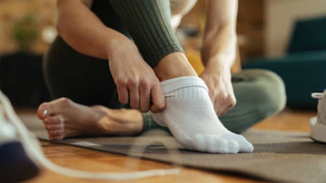 襪子連穿2天母湯!細菌飆900萬隻