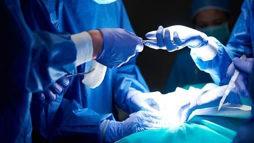 變外國人?美國男子手術後飆流利西班牙語