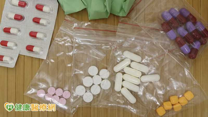 藥留意1/7旬翁突意識模糊送急診!不是中風惹禍 專家籲4原則