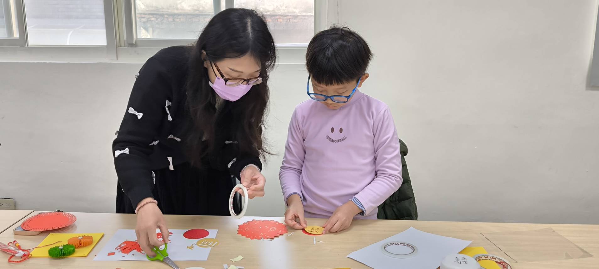 桃園家庭教育中心工作坊、講座接力登場 親子共學玩春聯、學理財 702463 0