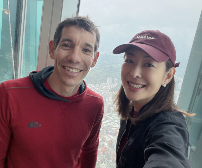 籲別學霍諾德！賈永婕「不要硬上窗框小姐」被罵比喻噁心　虛心反省：哏跑過頭