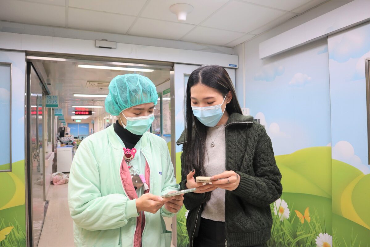 部桃ICU翻轉醫病溝通 首創「E訊指影」助家屬重點資訊不漏接 S 36307278