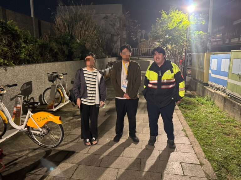 緬甸生夜遊受困永安漁港 楊梅警「載人又載車」暖助返家