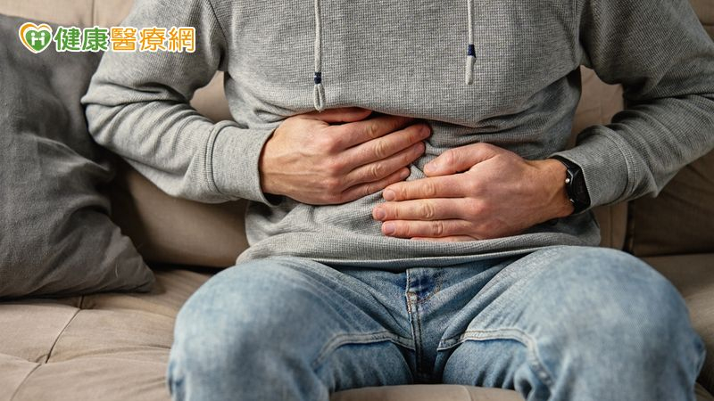 主廚肚子痛到無法呼吸?竟是「胰臟炎」併發症喪命