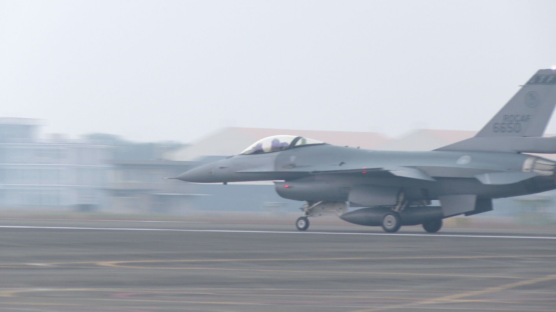 F-16戰機夜訓失事 空軍下令同機型實施「天安特檢」維護飛安