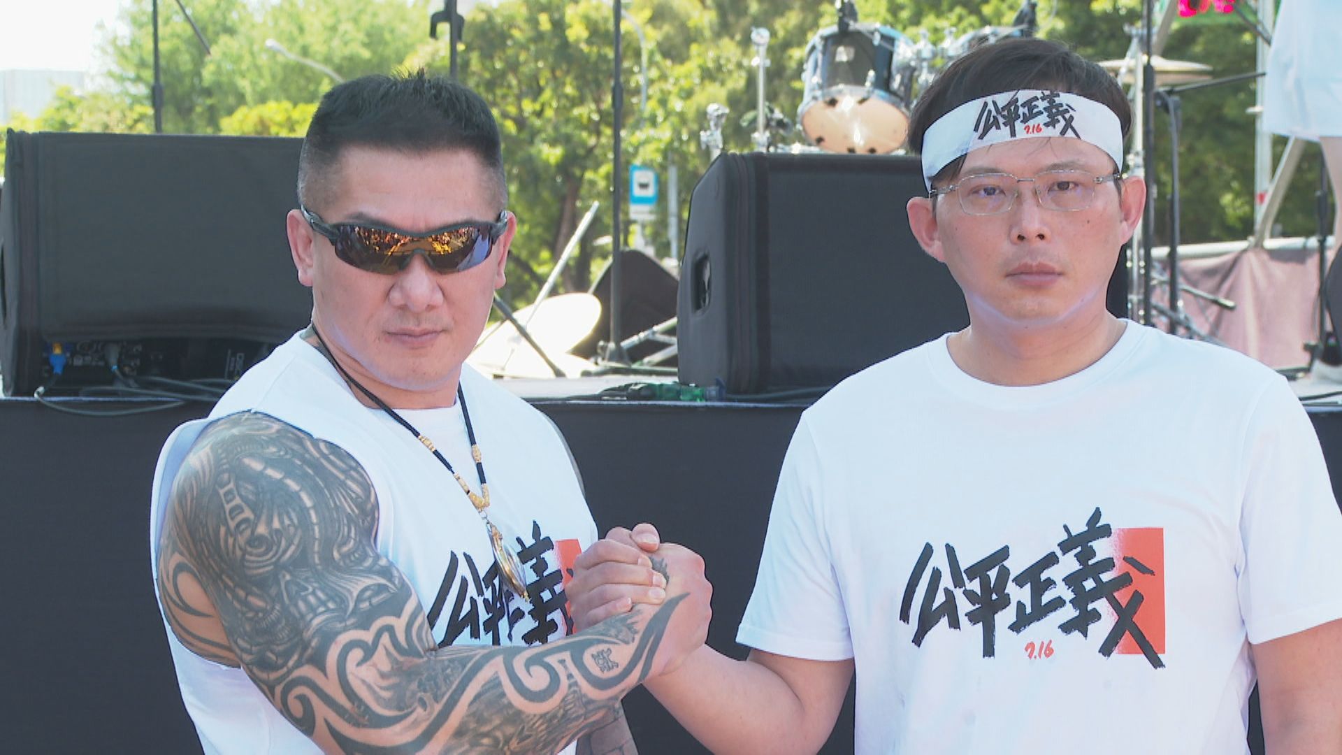 斬首案遭起訴首現身 館長力挺黃國昌選新北讚:一路走來始終如一