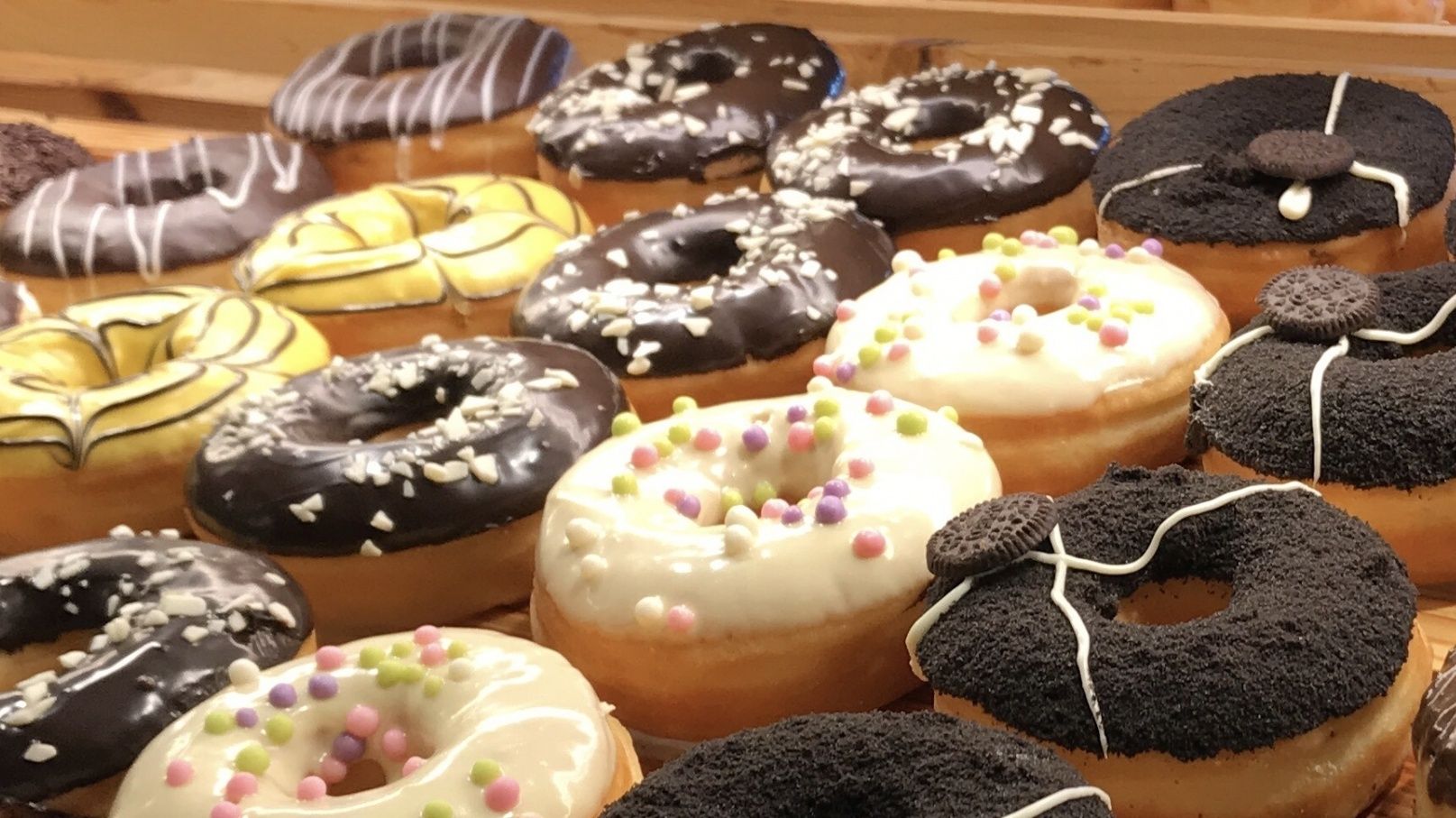 甜甜圈店「外帶」也不賣帶6歲童家長 蘇怡寧:包裝精美的歧視