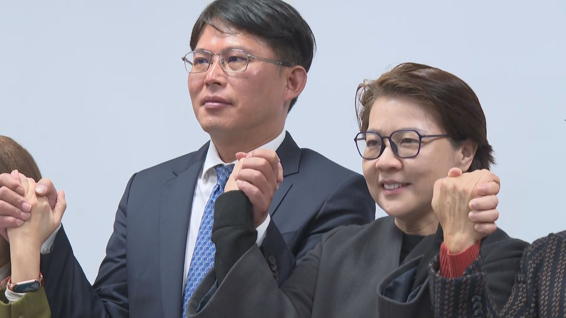 落實兩年條款!黃國昌、黃珊珊等6立委2/1請辭 預計23日院會處理