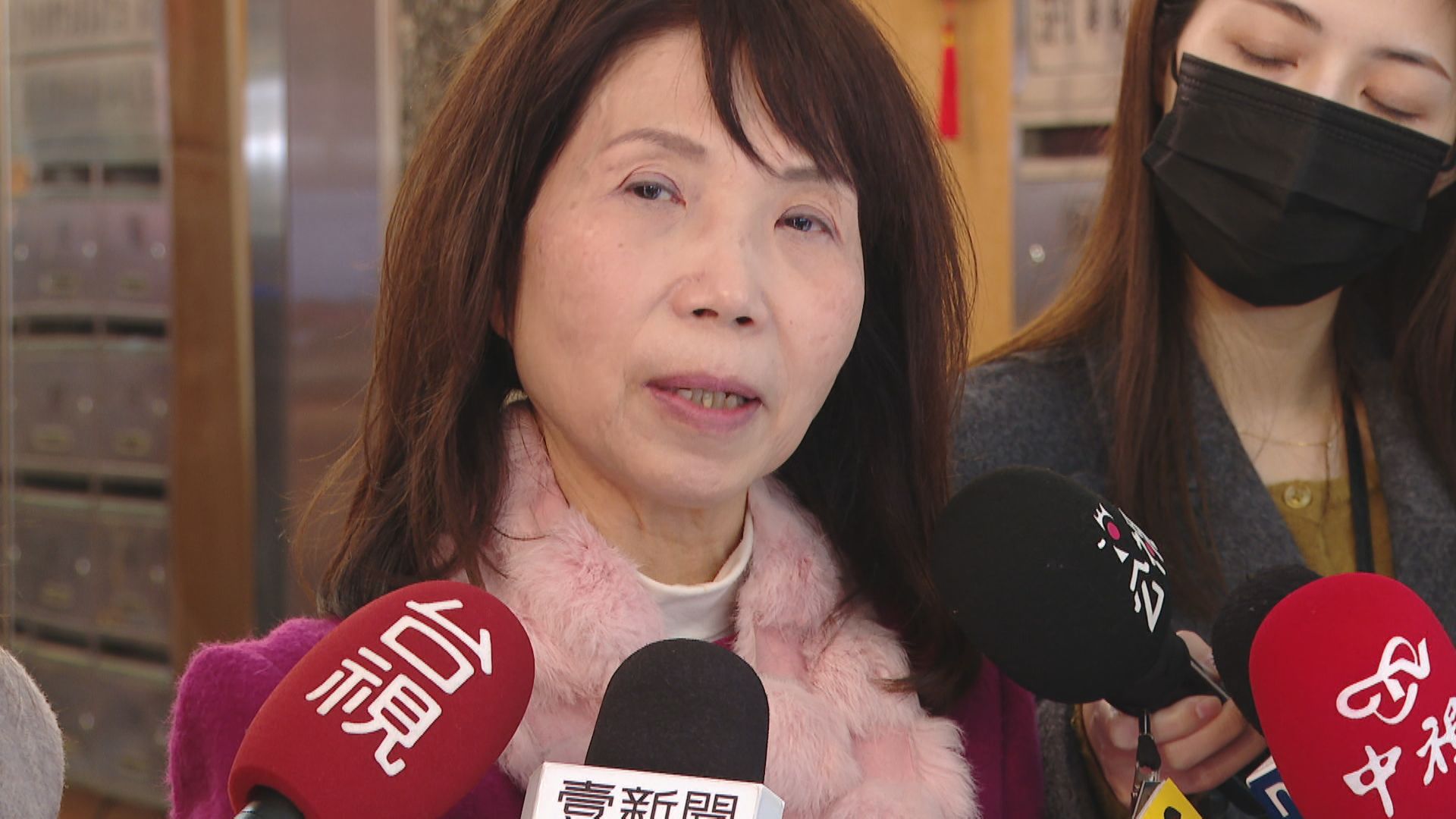 留任特例挨酸「考試不及格」 陳昭姿曝和柯文哲談妥「代孕條款」