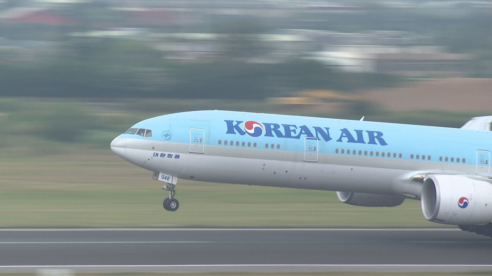 強化飛安! 韓國5大航空26日起「機內禁用行動電源」