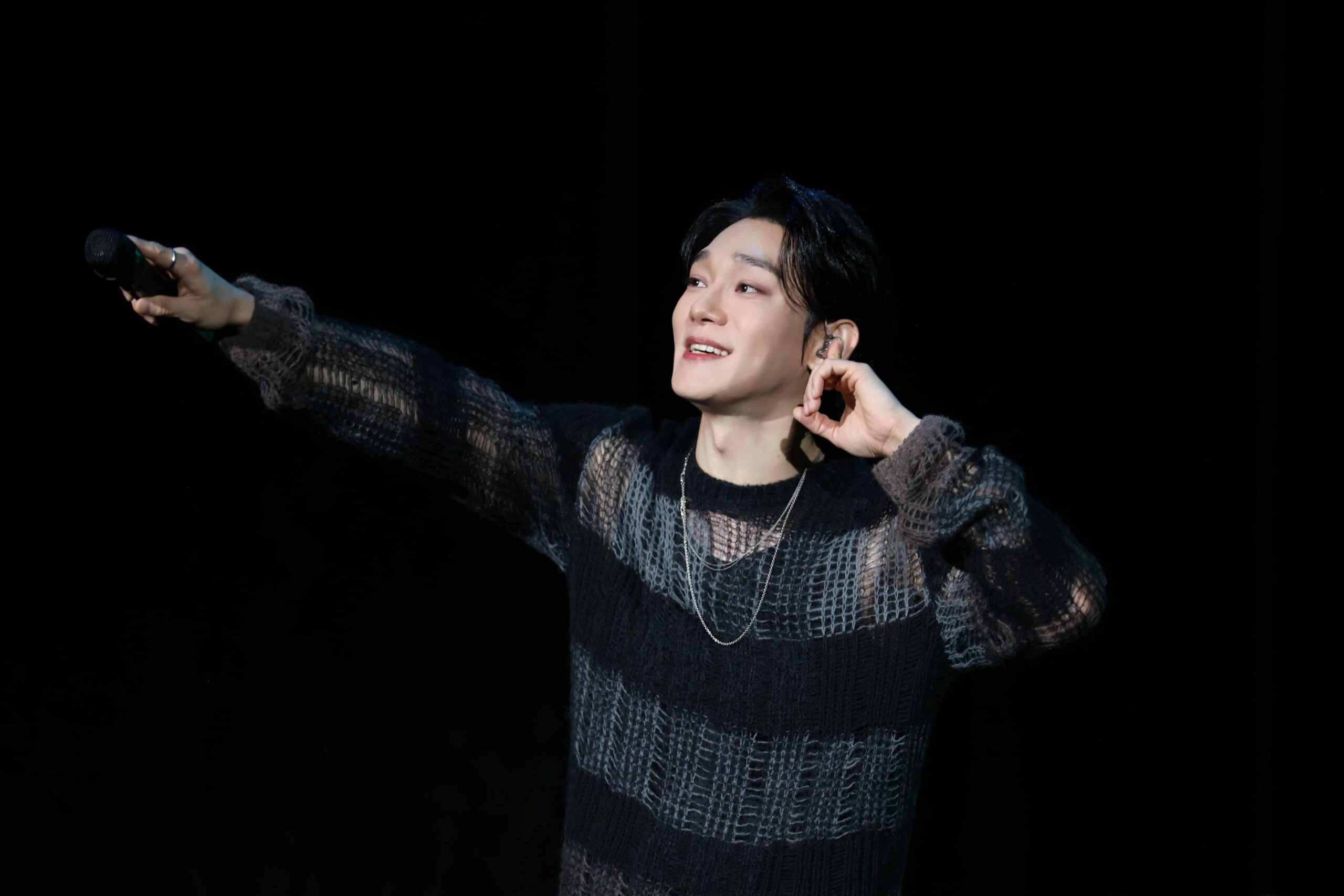 CHEN首次亞洲巡演台北開跑 秀「吞CD實力」+全場一對一自拍