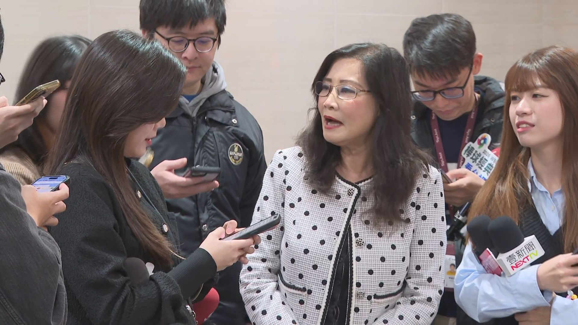 憂許甫參選衝擊藍營松信區席次 秦慧珠警示蔣萬安站台應謹慎